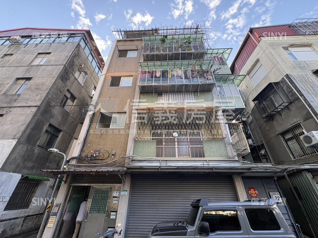 三面採光●信義黃金二樓房屋室內格局與周邊環境