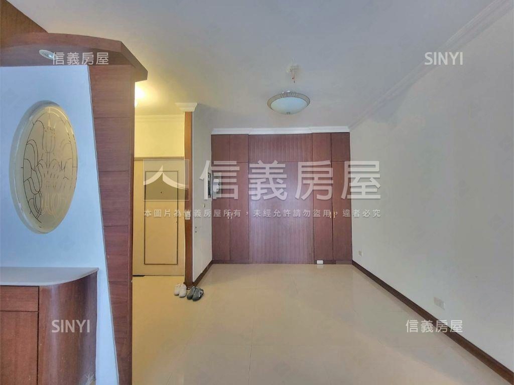 大鵬華城採光美屋房屋室內格局與周邊環境