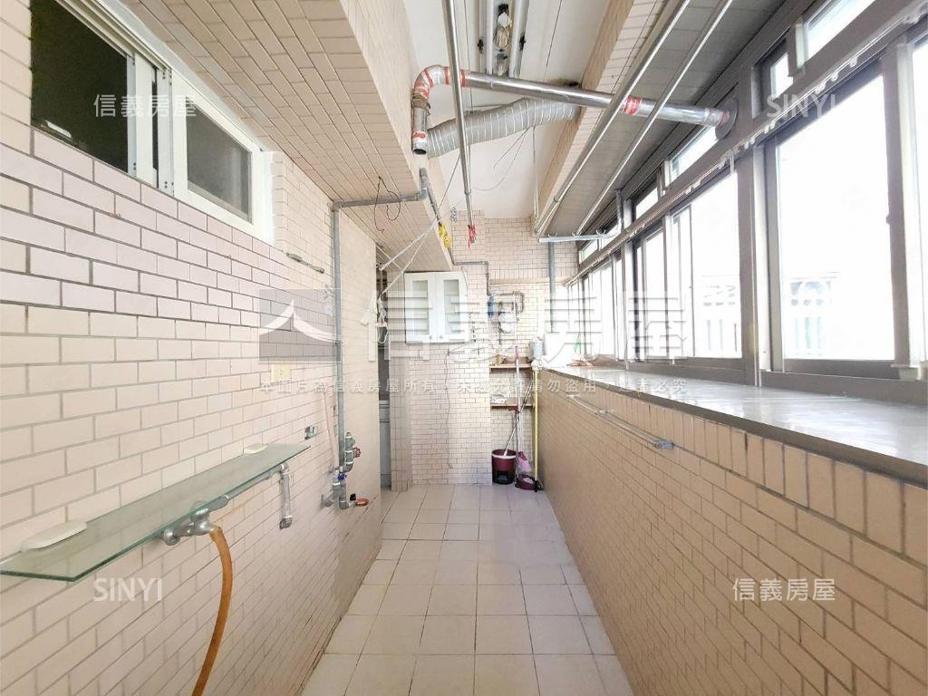 大鵬華城採光美屋房屋室內格局與周邊環境