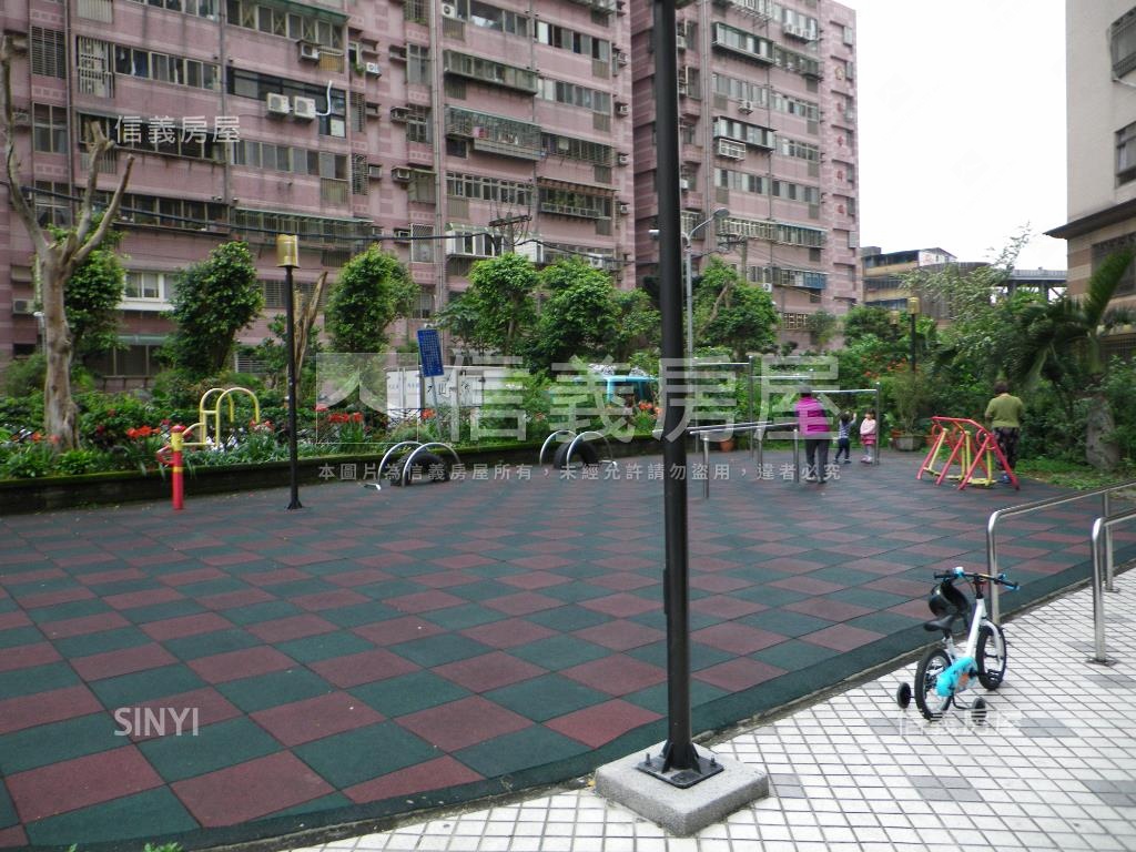 大鵬華城採光美屋房屋室內格局與周邊環境