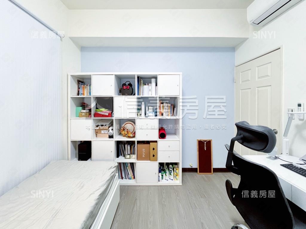 專任新貴特區朝西南美屋房屋室內格局與周邊環境