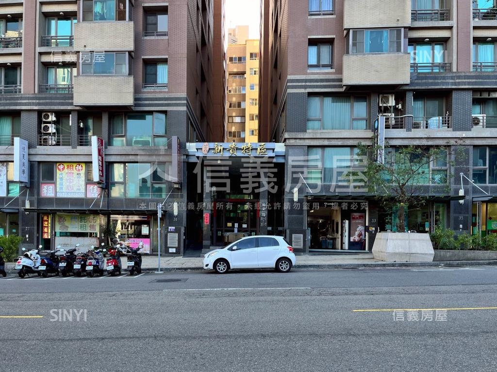 專任新貴特區朝西南美屋房屋室內格局與周邊環境