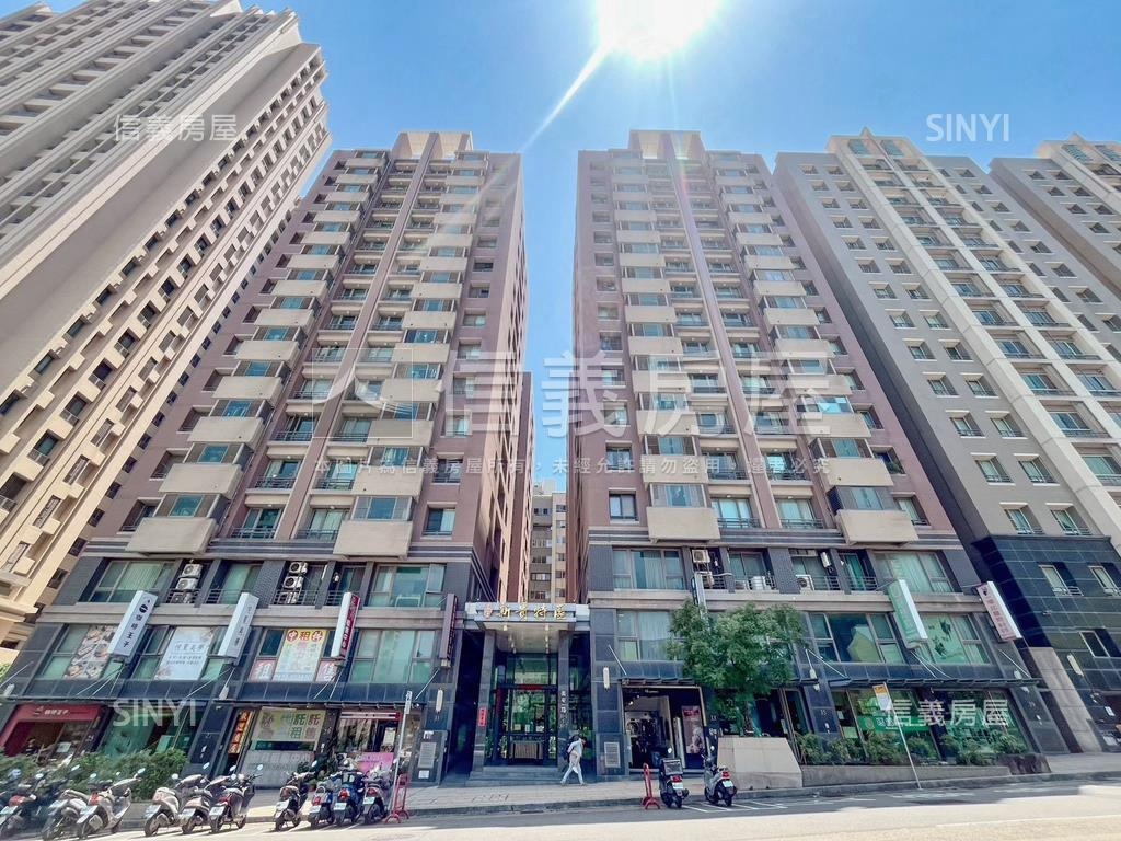 專任新貴特區朝西南美屋房屋室內格局與周邊環境