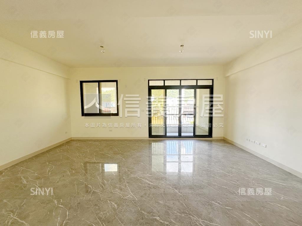 旗山一號院全新透天金店Ａ房屋室內格局與周邊環境