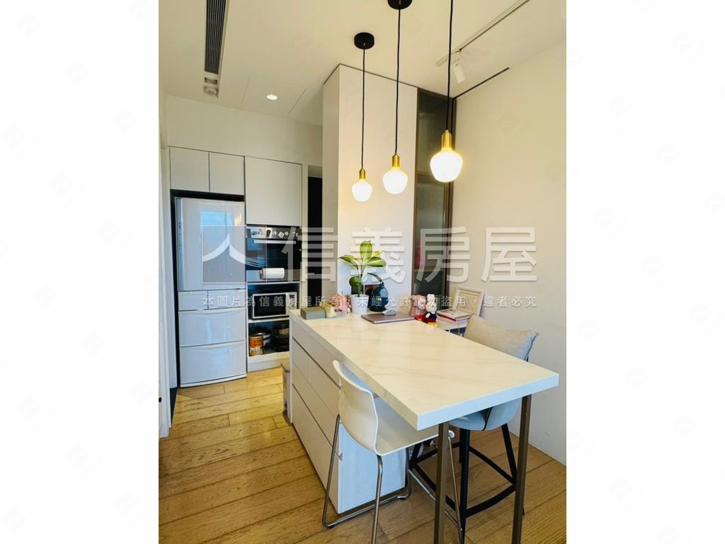 翔譽愛力高樓☆瞭望山景房屋室內格局與周邊環境