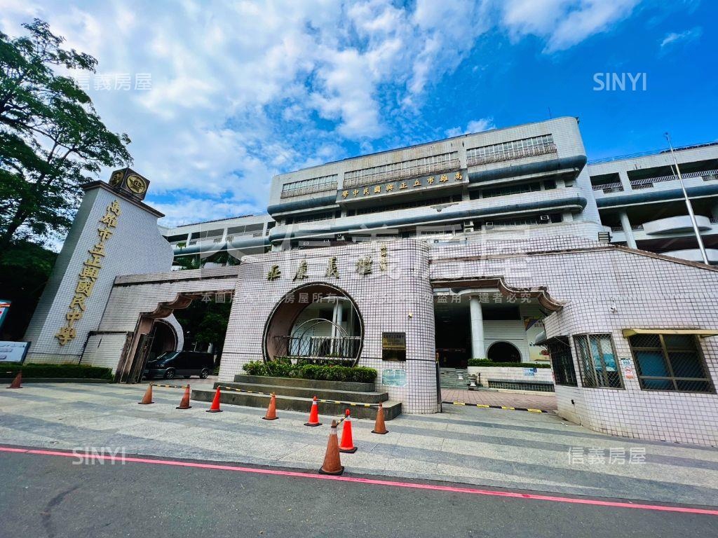 近科工館屋況佳明亮美三房房屋室內格局與周邊環境