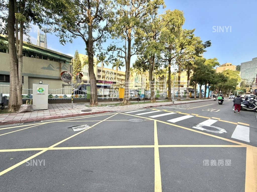 【新接】莊敬單數巷大邊間房屋室內格局與周邊環境