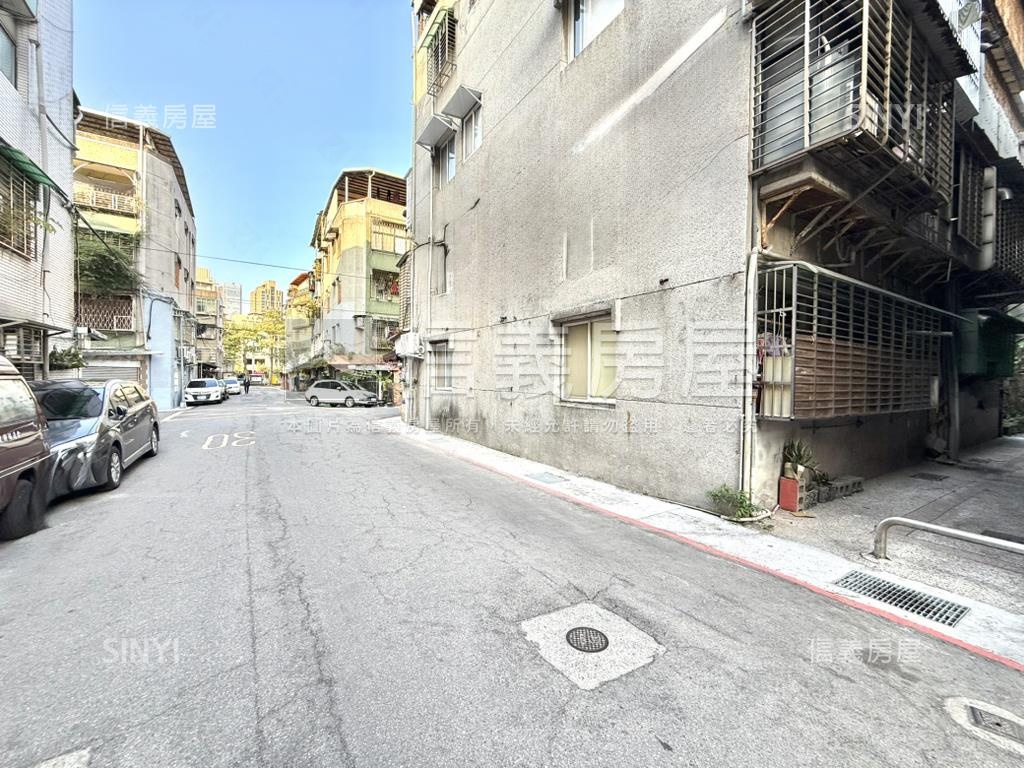 【新接】莊敬單數巷大邊間房屋室內格局與周邊環境