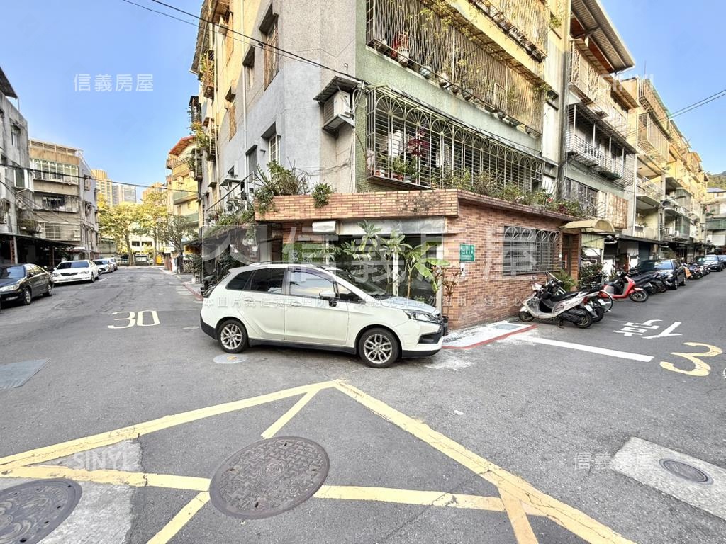 【新接】莊敬單數巷大邊間房屋室內格局與周邊環境