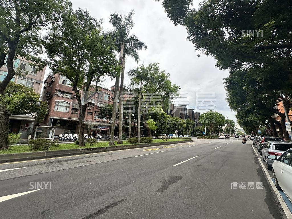 三角窗邊間面寬金店面房屋室內格局與周邊環境