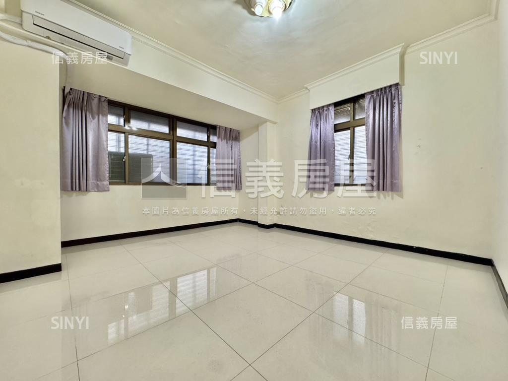 專任．海山捷運五樓頂加房屋室內格局與周邊環境