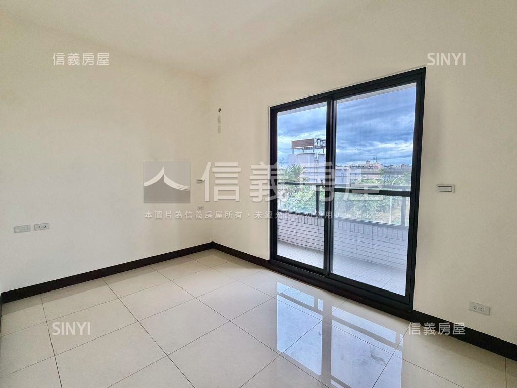 仁武安樂一街全新三房平車房屋室內格局與周邊環境