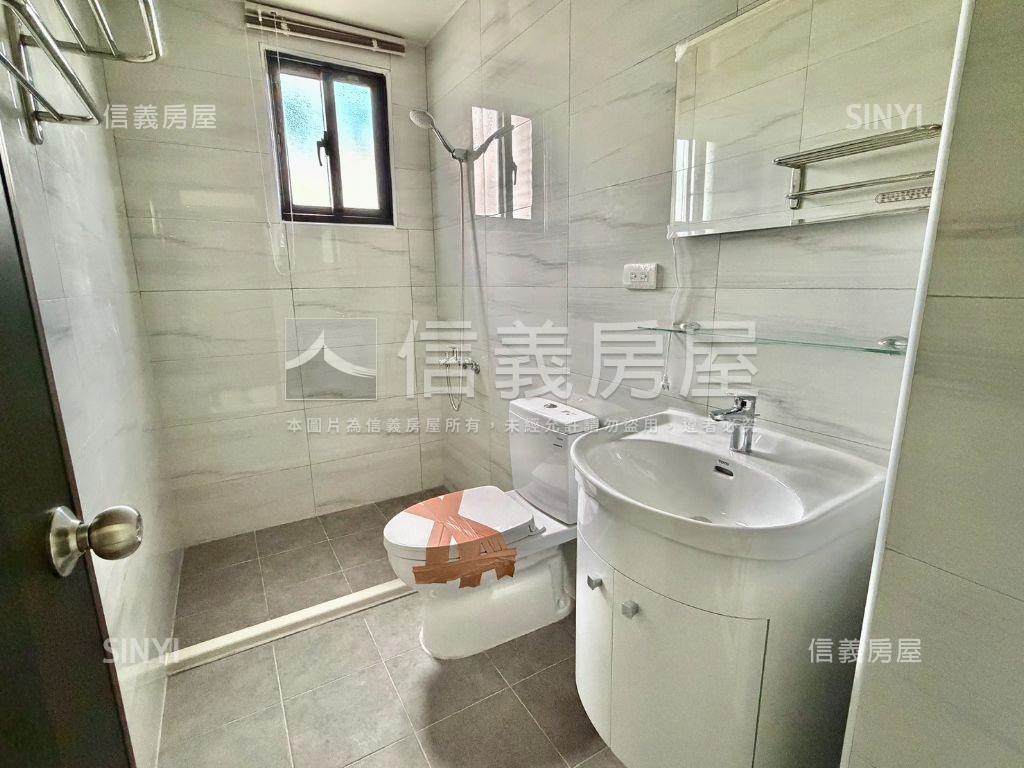 仁武安樂一街全新三房平車房屋室內格局與周邊環境