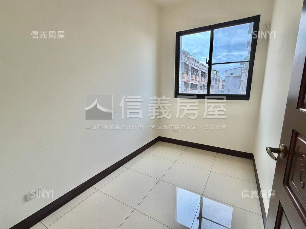 仁武安樂一街全新三房平車房屋室內格局與周邊環境