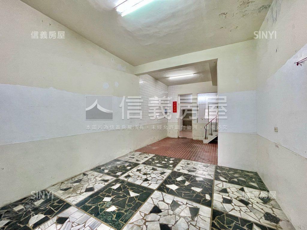 歸仁！文化陶冶臨路店住房屋室內格局與周邊環境