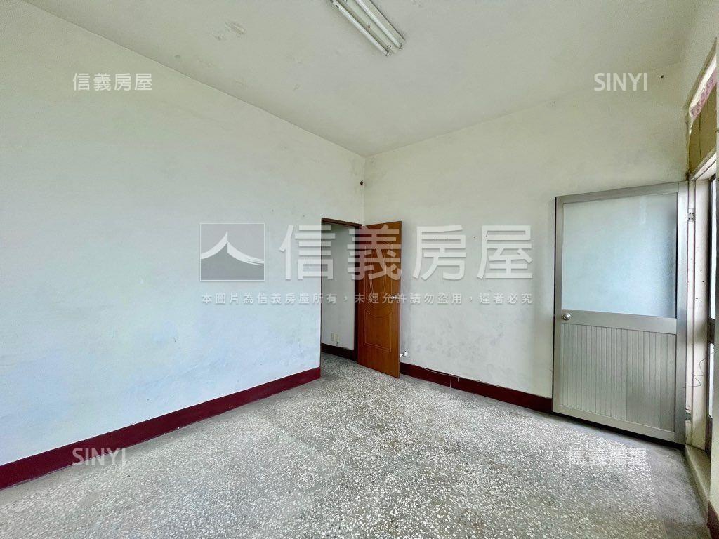 歸仁！文化陶冶臨路店住房屋室內格局與周邊環境