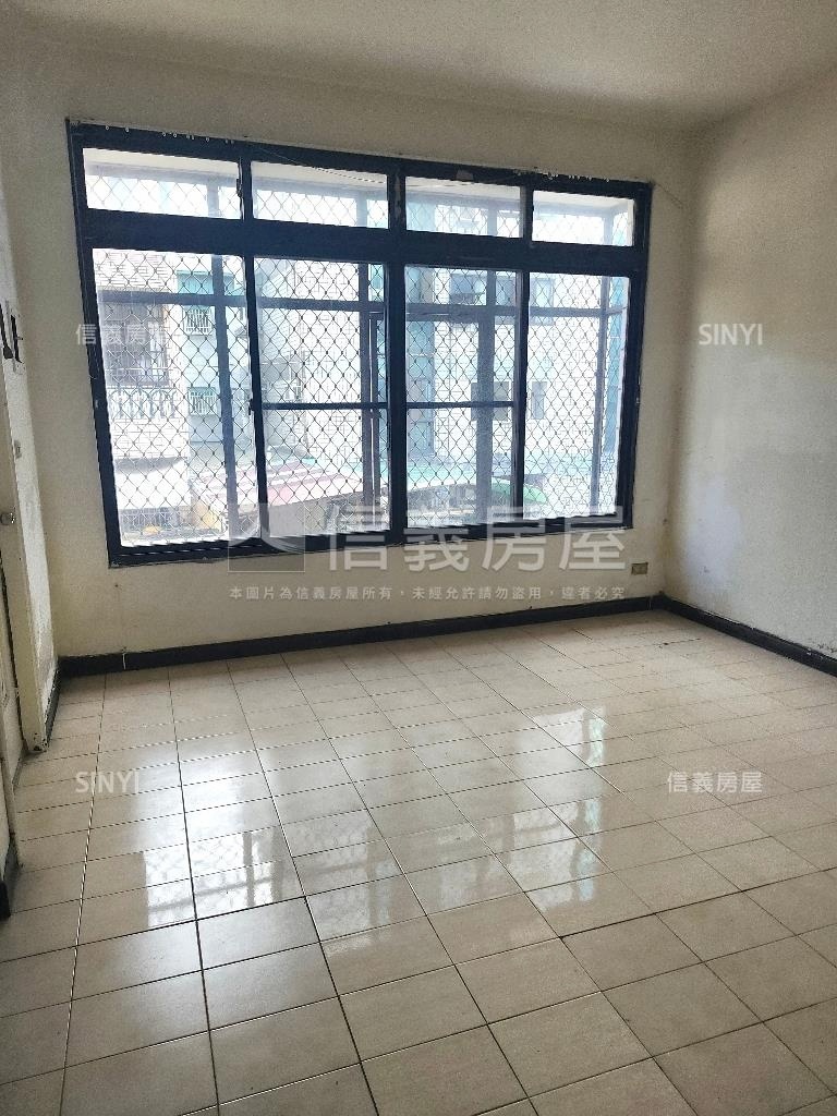 稀有大地坪花園別墅房屋室內格局與周邊環境