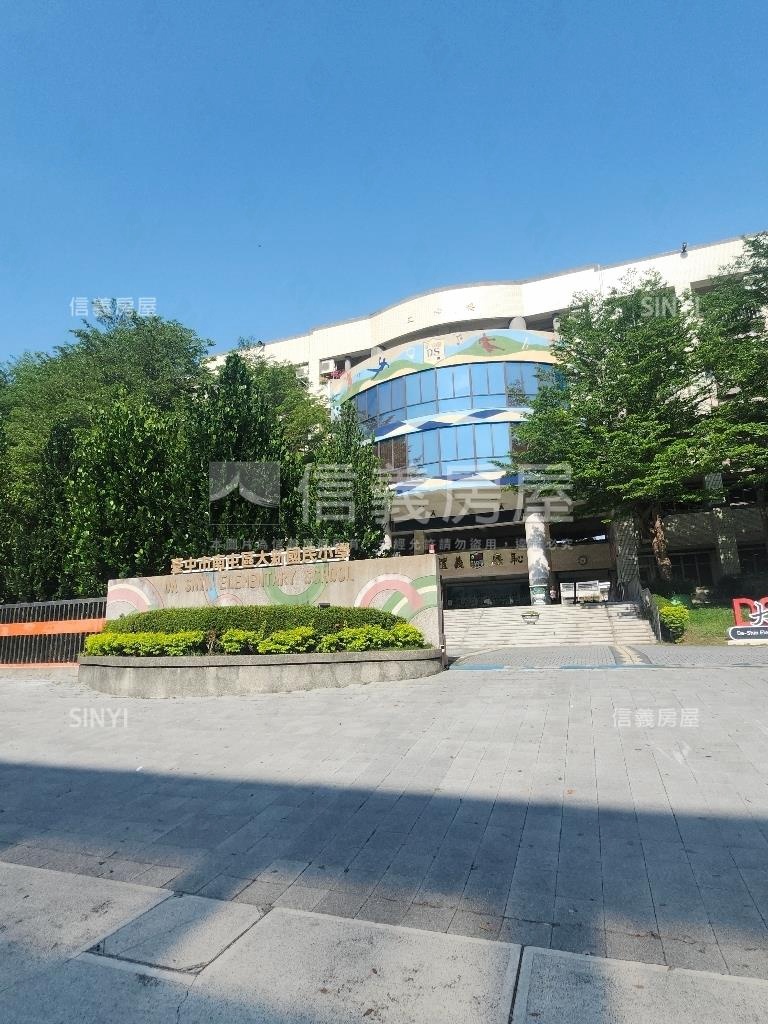 稀有大地坪花園別墅房屋室內格局與周邊環境