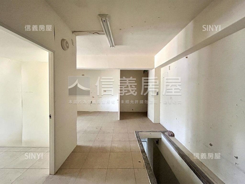 新隆國宅潛力店面房屋室內格局與周邊環境