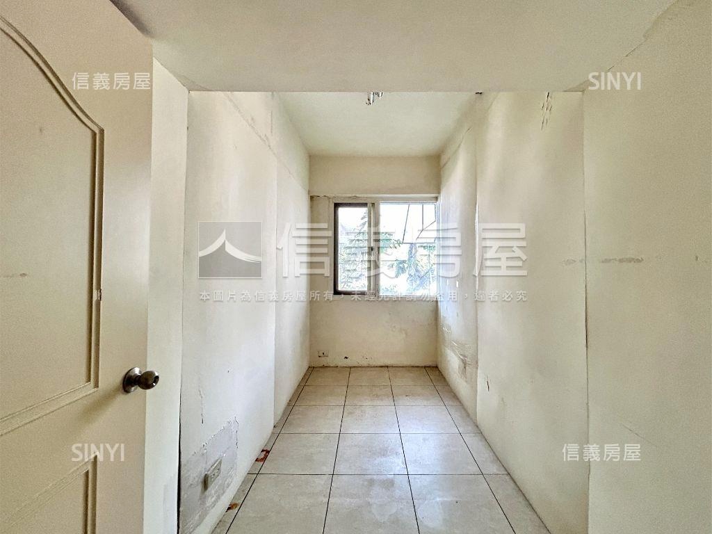新隆國宅潛力店面房屋室內格局與周邊環境