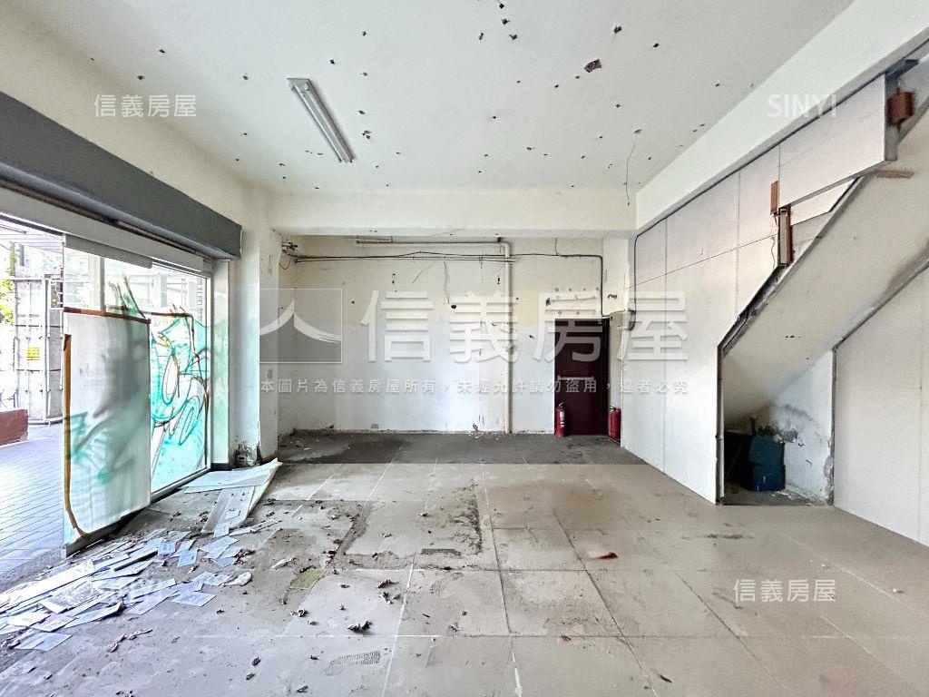 新隆國宅潛力店面房屋室內格局與周邊環境