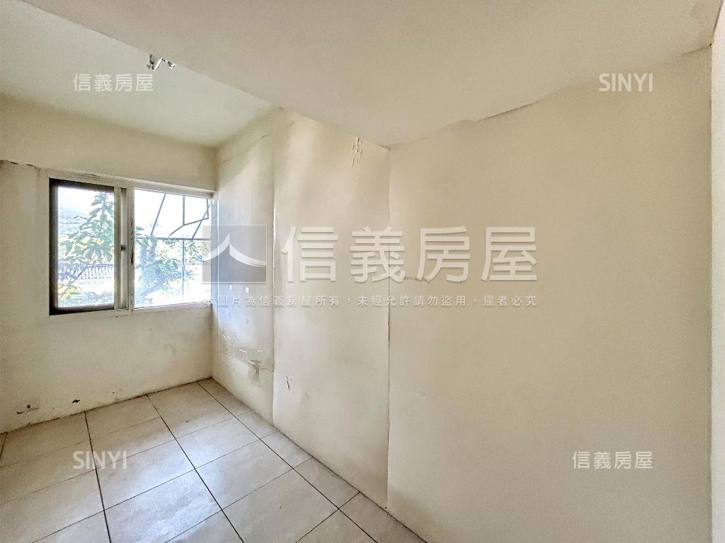 新隆國宅潛力店面房屋室內格局與周邊環境