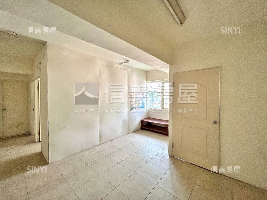新隆國宅潛力店面房屋室內格局與周邊環境