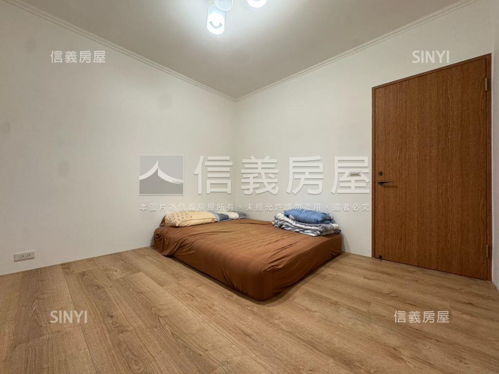 天豪大第裝潢美３房房屋室內格局與周邊環境