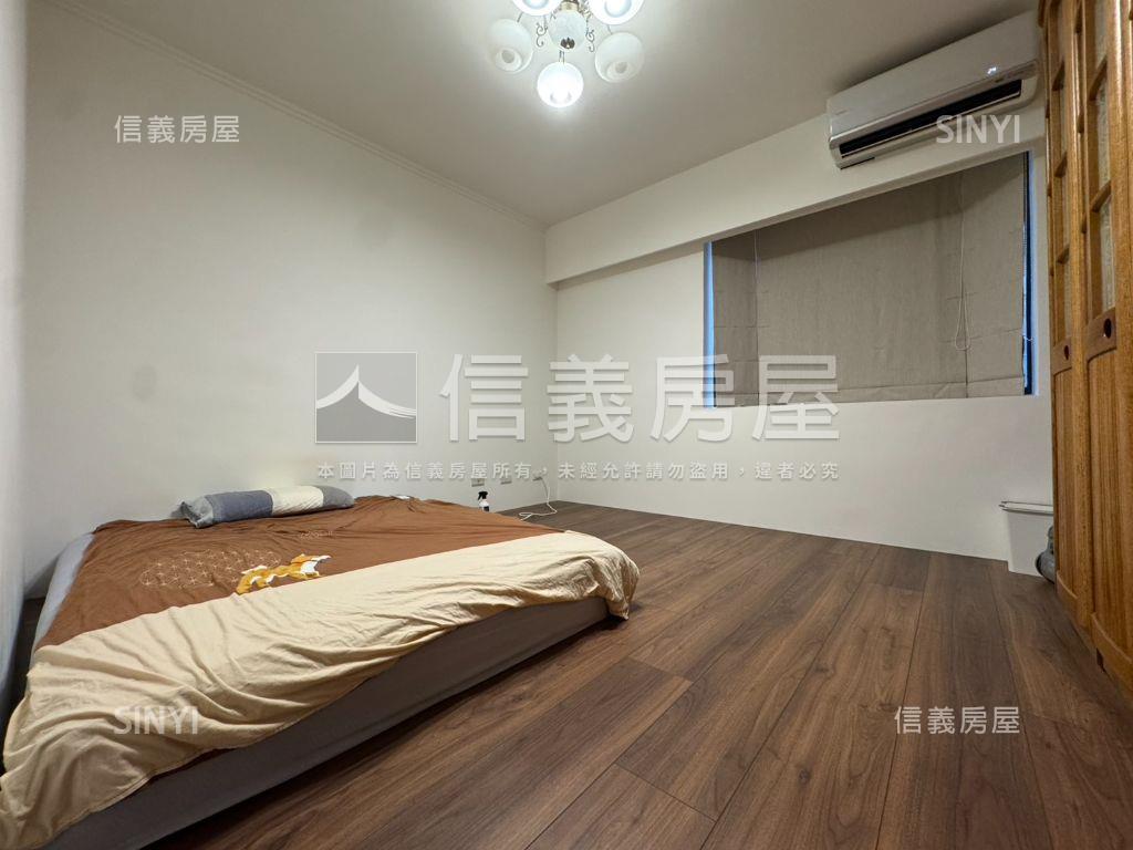 天豪大第裝潢美３房房屋室內格局與周邊環境