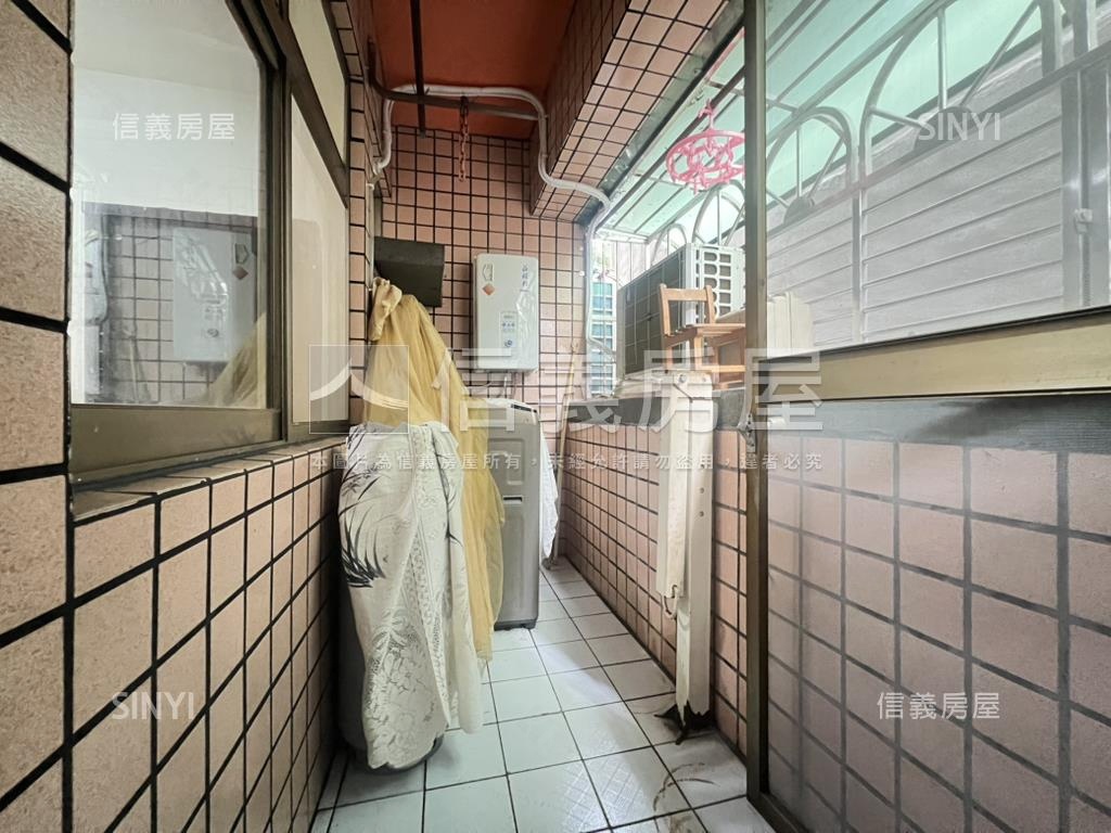 甜蜜家園電梯美三房房屋室內格局與周邊環境