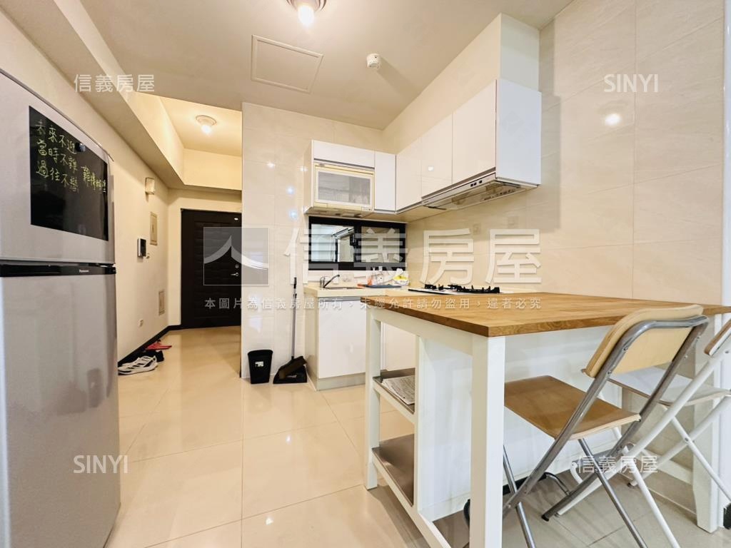 Ａ８富麗雙面景觀高樓房屋室內格局與周邊環境