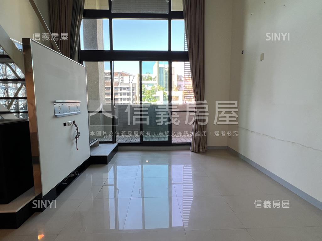 高鐵特區．德翼挑高美景宅房屋室內格局與周邊環境