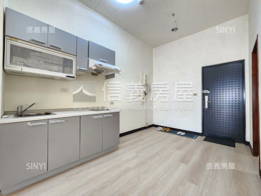 天悅未來雙捷交會後棟小屋房屋室內格局與周邊環境