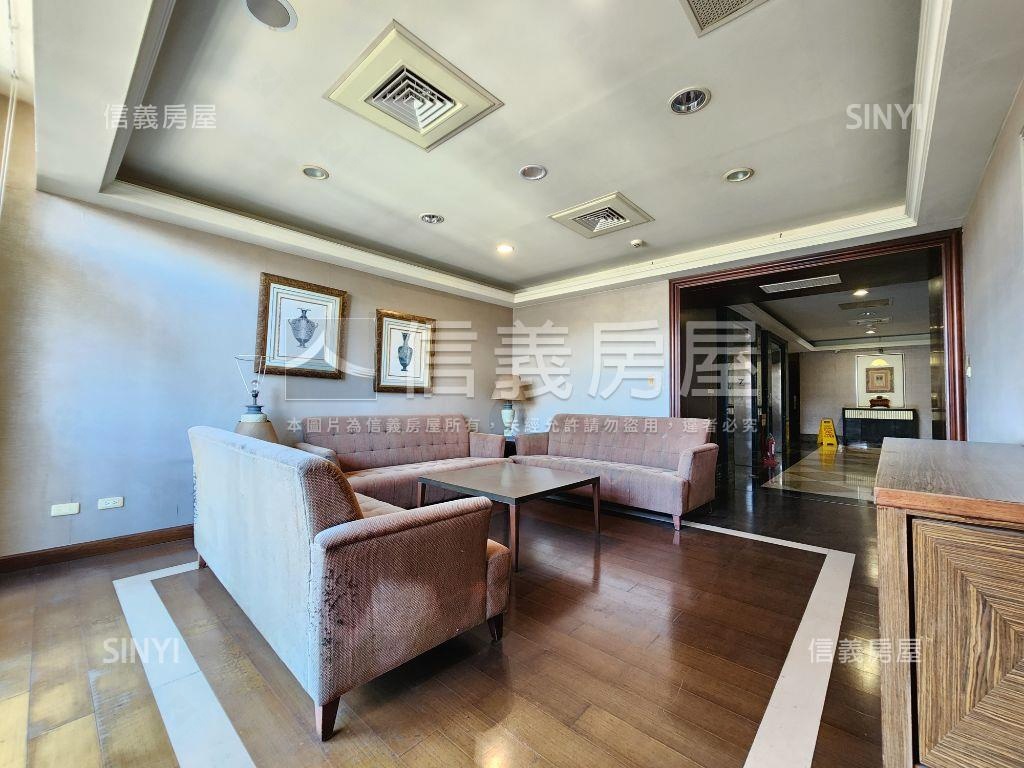 天悅未來雙捷交會後棟小屋房屋室內格局與周邊環境