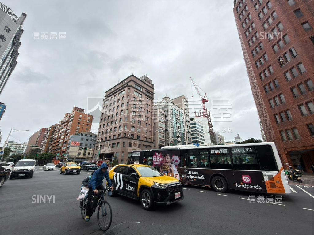 大信義安和寬店王房屋室內格局與周邊環境