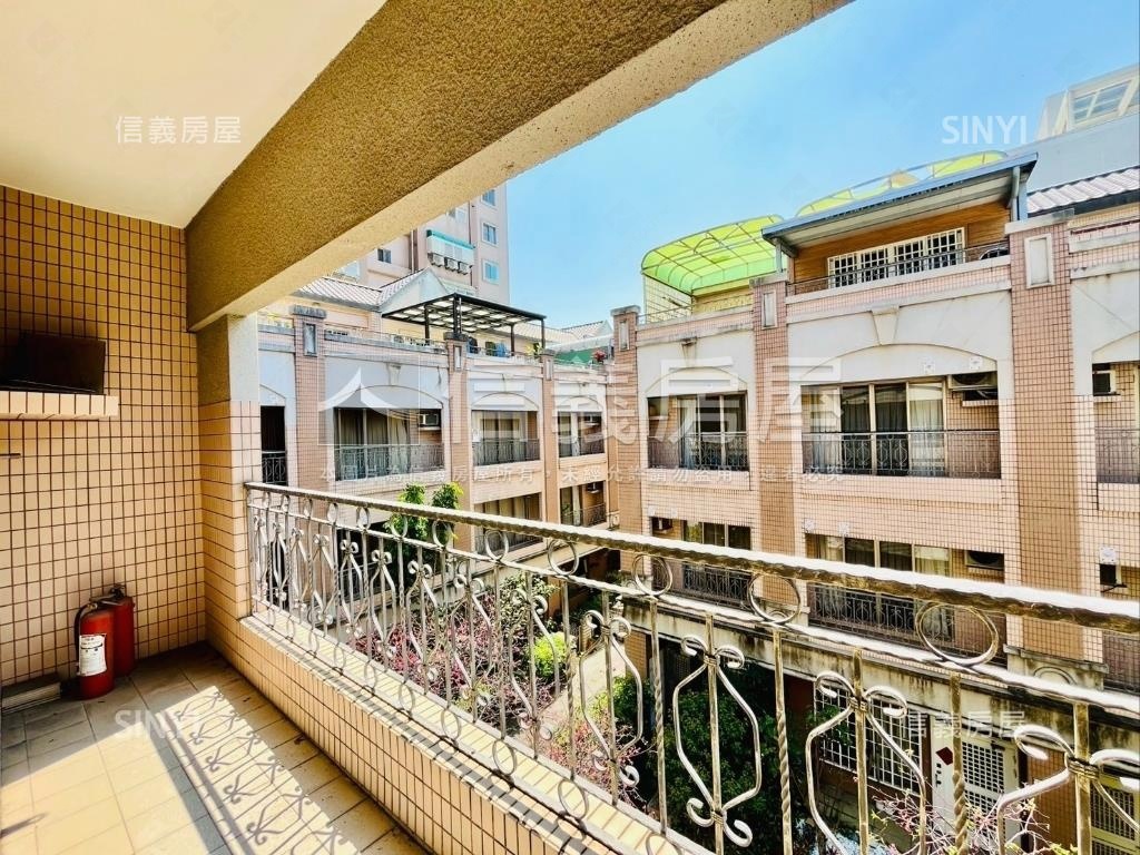 八期大地坪面寬裝潢別墅房屋室內格局與周邊環境