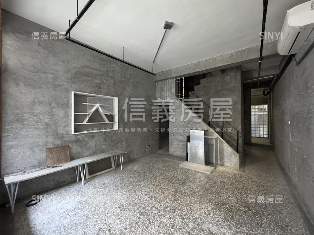 近成大·光影灰序透天房屋室內格局與周邊環境