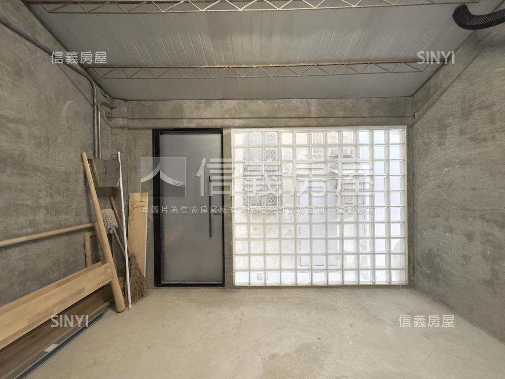 近成大·光影灰序透天房屋室內格局與周邊環境