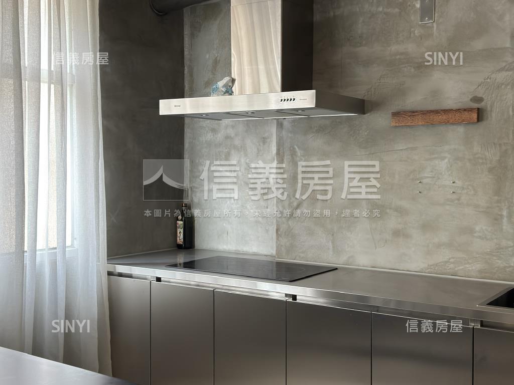 近成大·光影灰序透天房屋室內格局與周邊環境