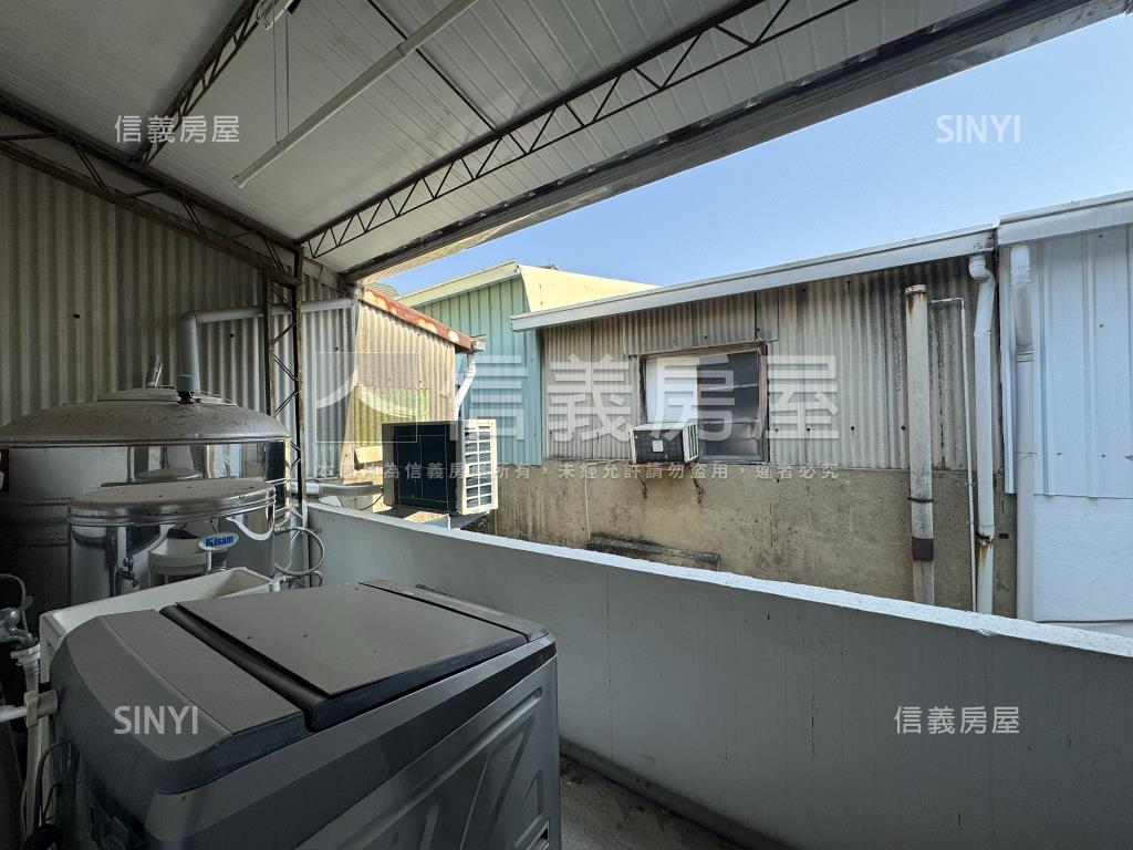 近成大·光影灰序透天房屋室內格局與周邊環境