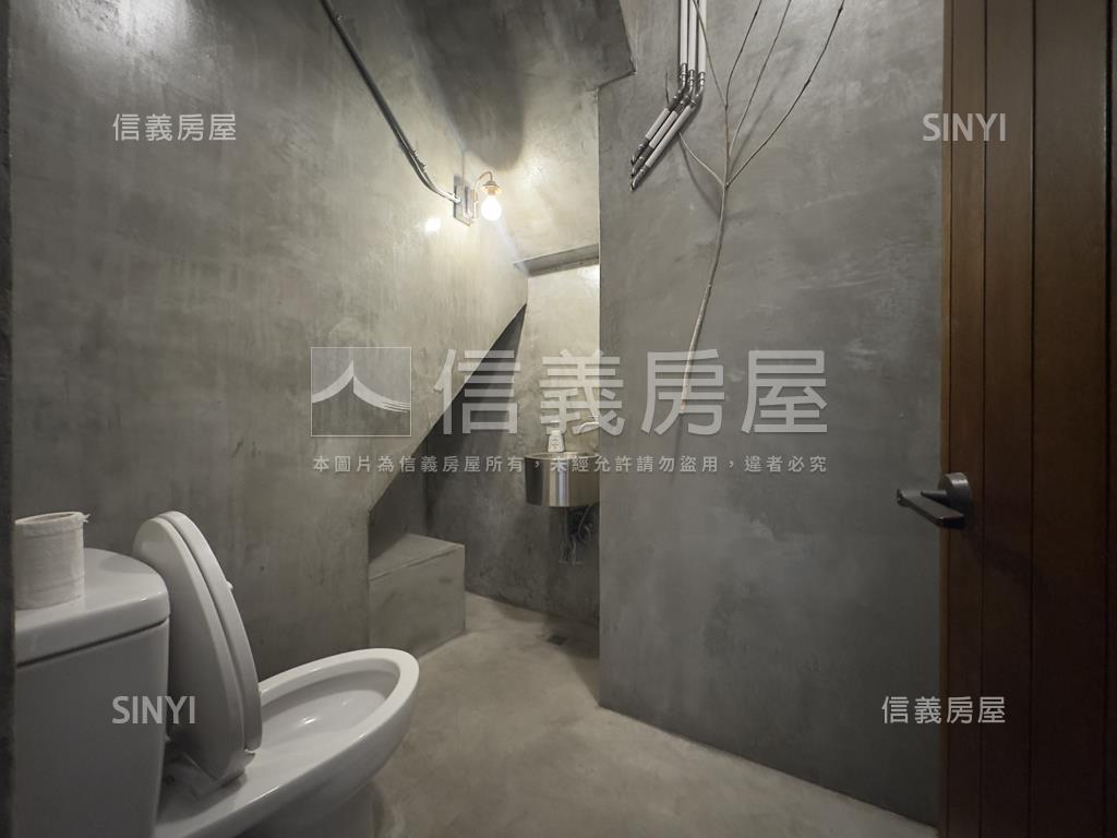 近成大·光影灰序透天房屋室內格局與周邊環境