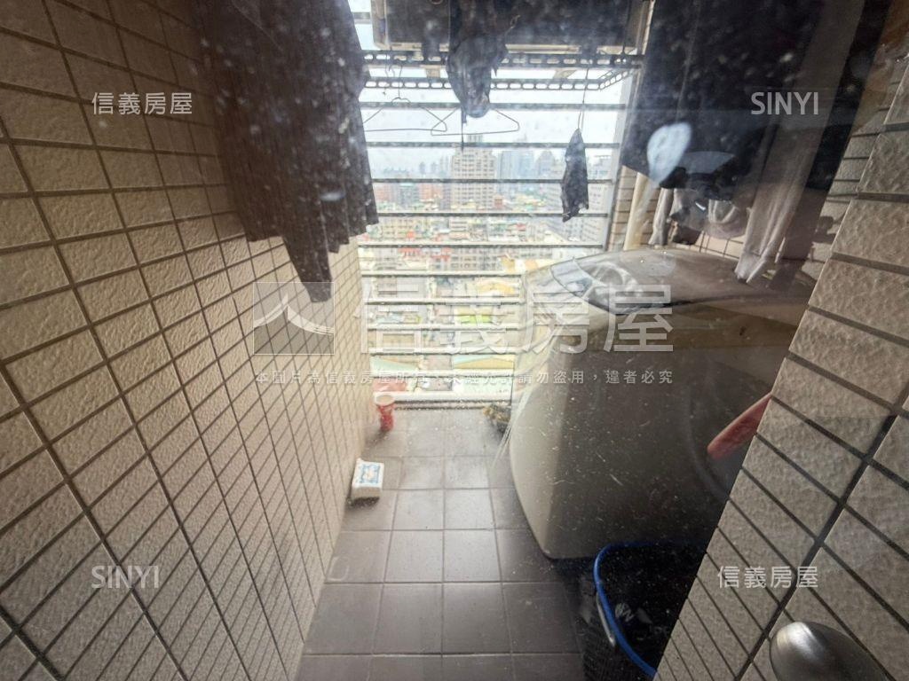 市府捷運旁高樓一房平車位房屋室內格局與周邊環境