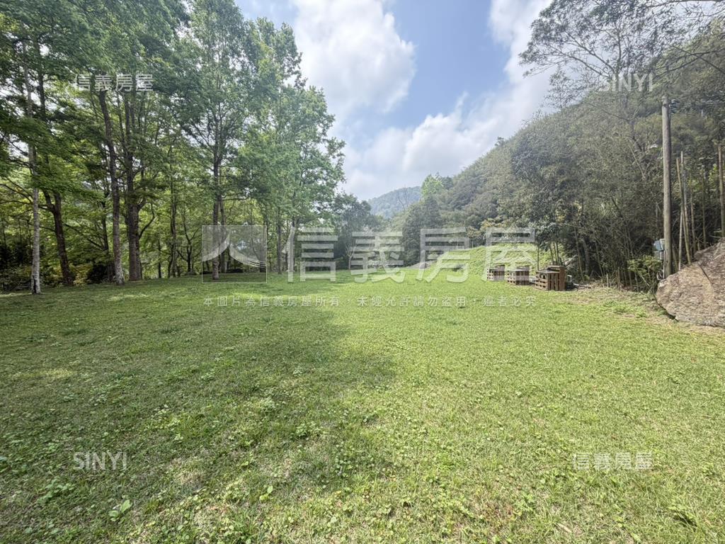 尖石聽溪觀螢臨路丙建農地房屋室內格局與周邊環境