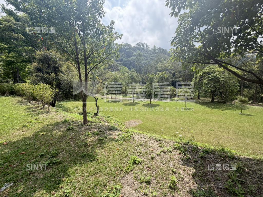 尖石聽溪觀螢臨路丙建農地房屋室內格局與周邊環境