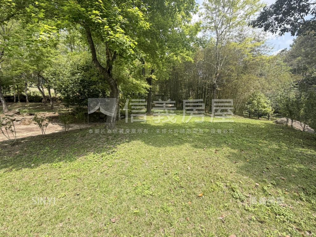 尖石聽溪觀螢臨路丙建農地房屋室內格局與周邊環境