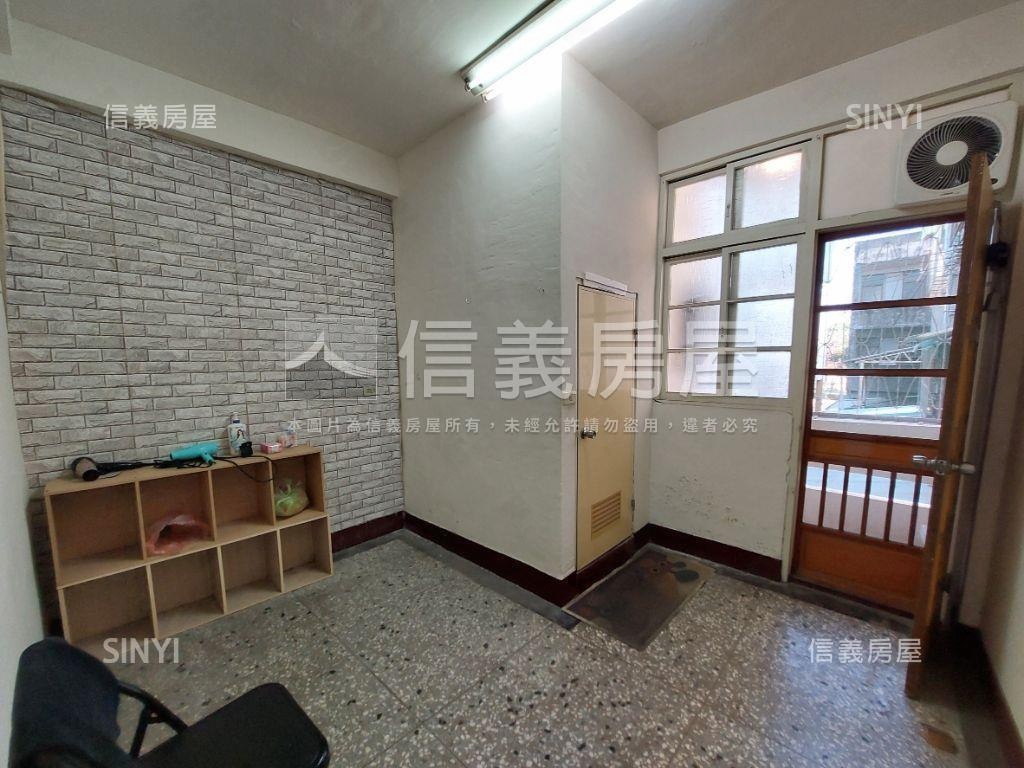 長順街稀有釋出美透天房屋室內格局與周邊環境