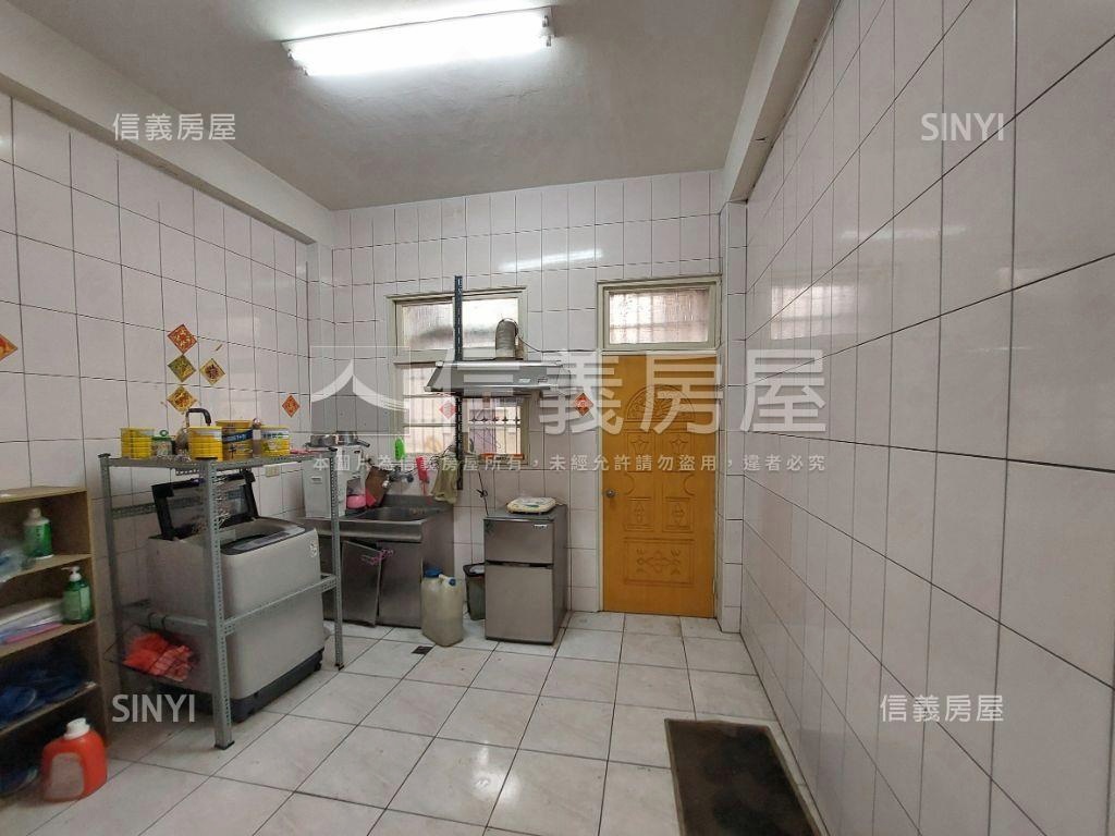 長順街稀有釋出美透天房屋室內格局與周邊環境