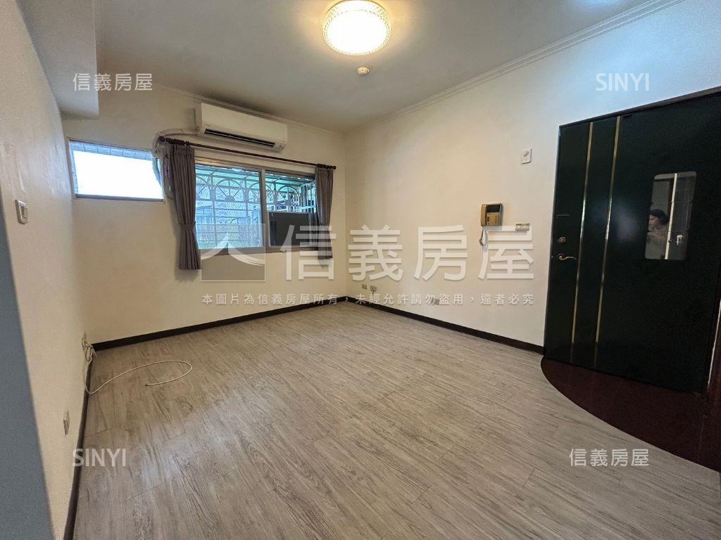 急售新店捷運屋美２房大樓房屋室內格局與周邊環境