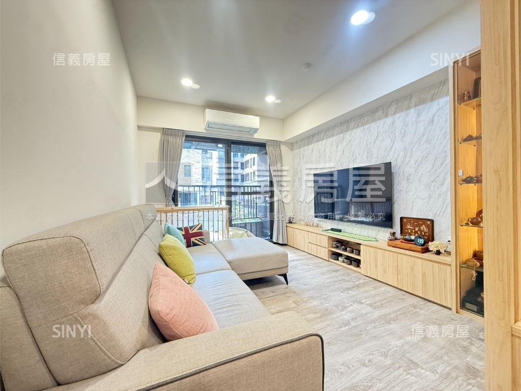 昕都心★溫暖靜謐三房平車房屋室內格局與周邊環境