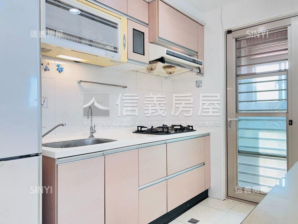 溫馨視野四季２房車位房屋室內格局與周邊環境